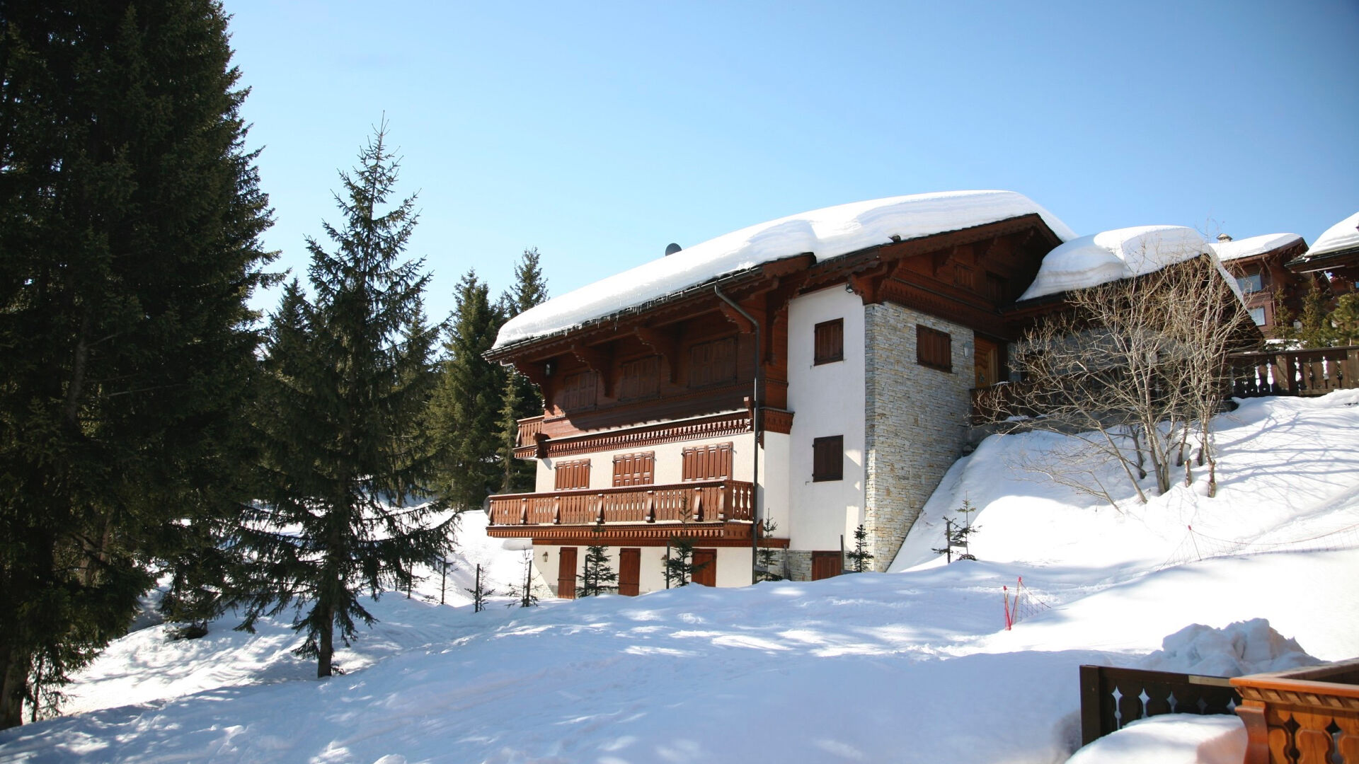 Station de Courchevel 1850 sous la neige