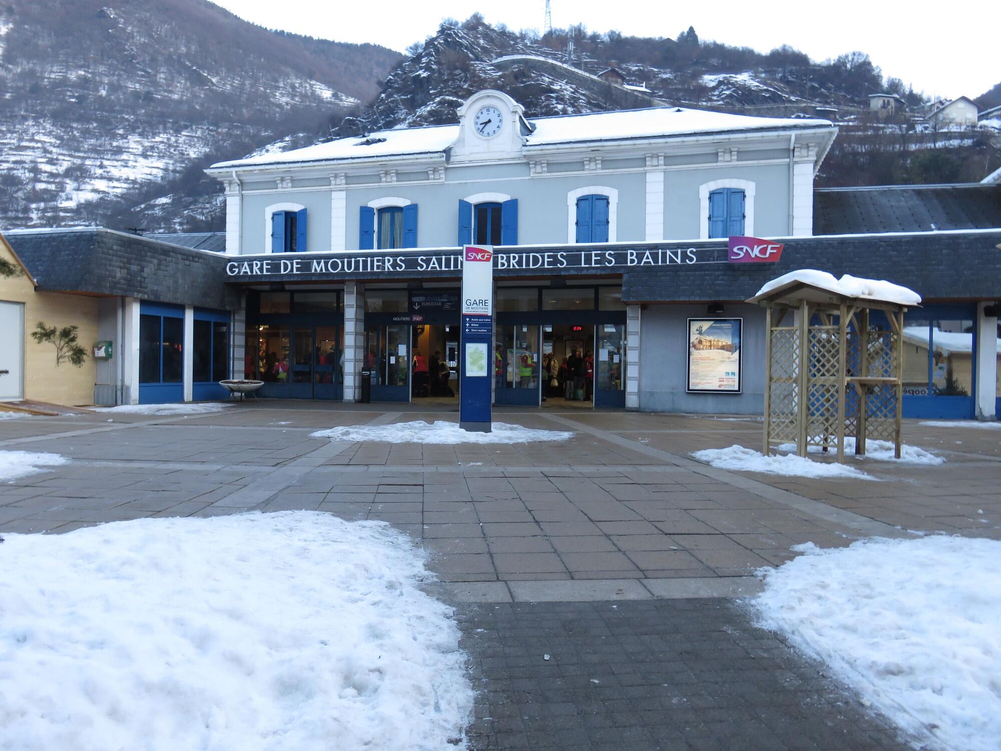 Gare SNCF de Moûtiers-Salins-Brides-les-Bains en hiver